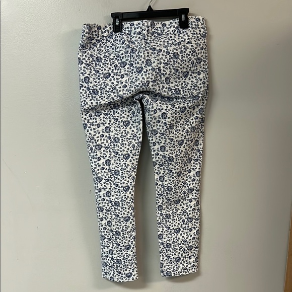 J.Crew Blue and White Floral Pants - Picture 3 of 5